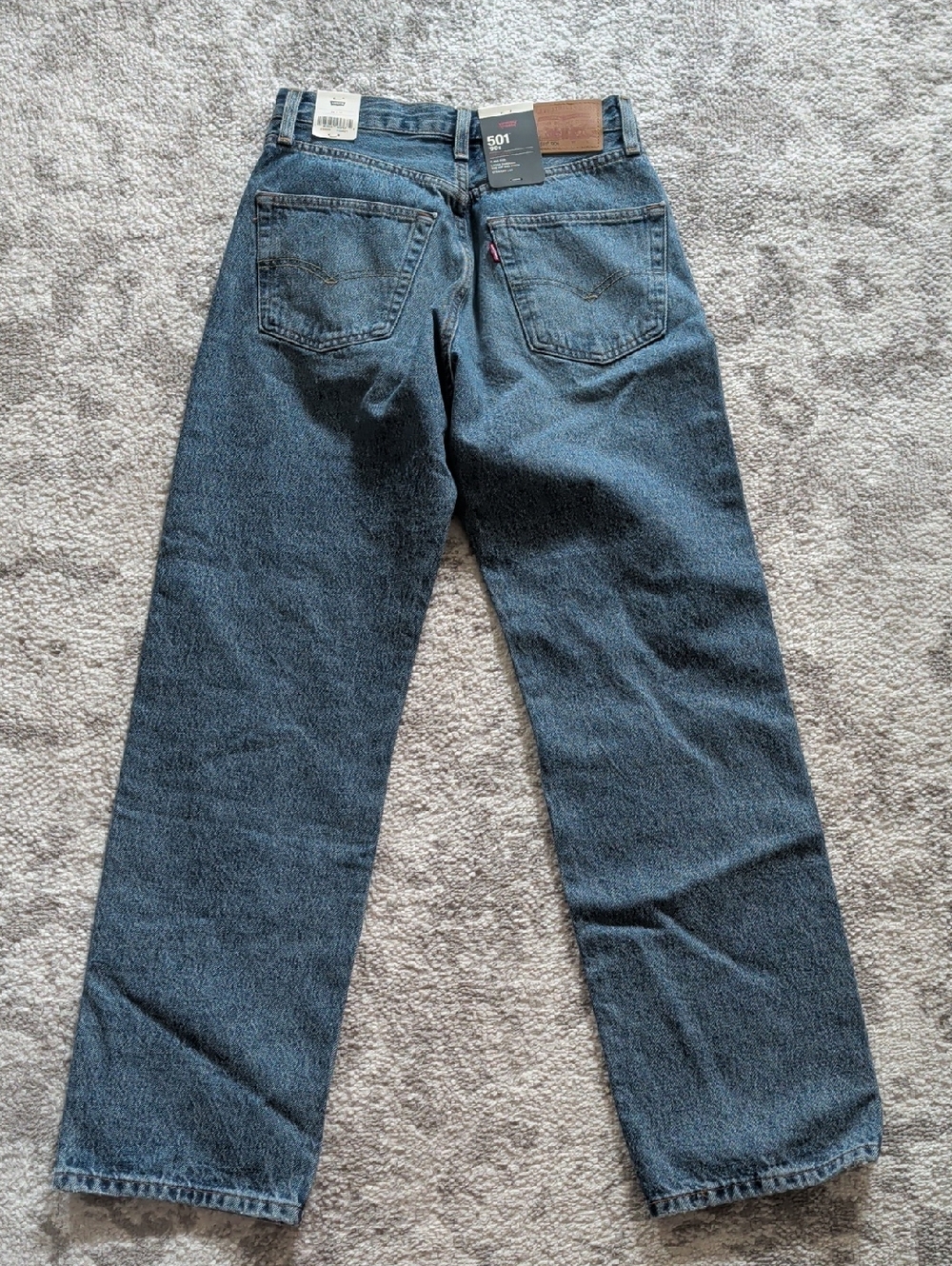 Levi's Straight Women's Jeans in Dark Indigo Blue